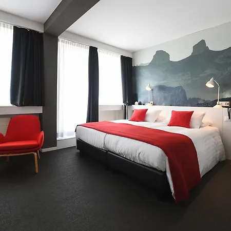 Swiss 4*