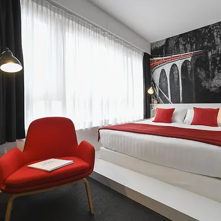 Swiss Szálloda 4*